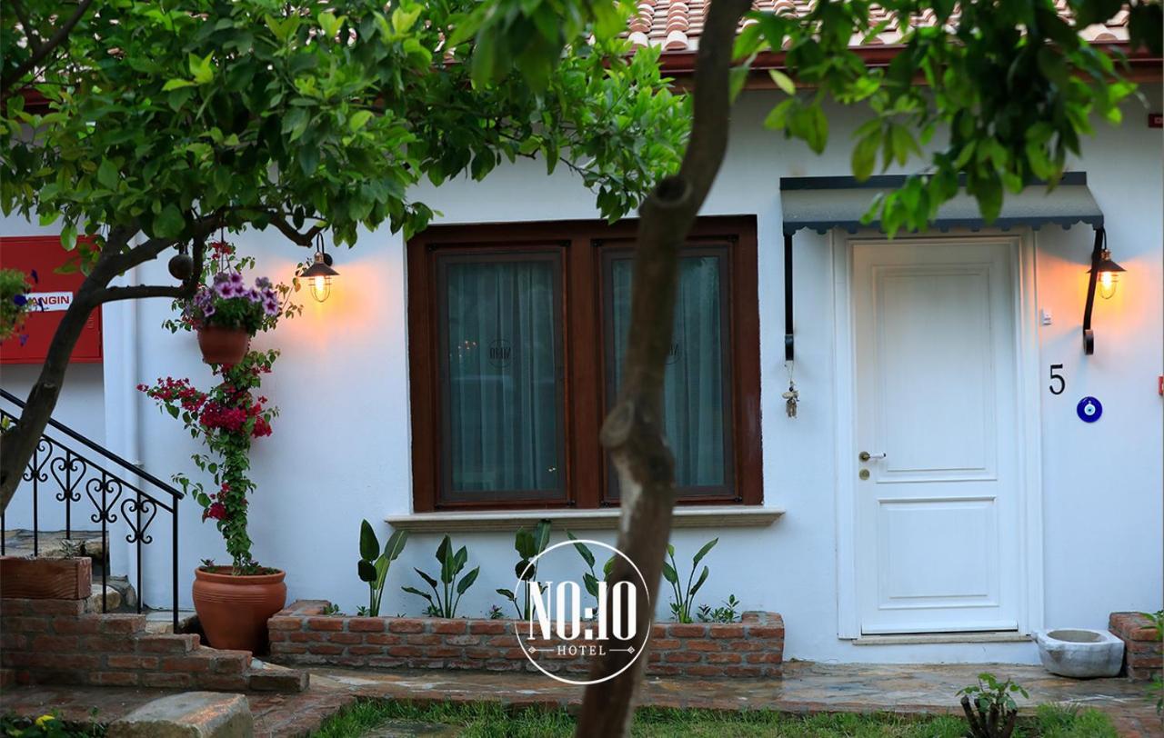 No 10 Selçuk
